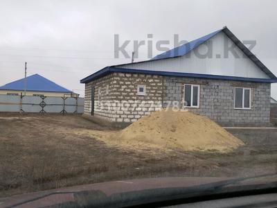 Жеке үй · 5 бөлме · 110 м² · 10 жүзд., Альфараби 244 — Раион Қобда новастроика., бағасы: 4.5 млн ₸ в Актобе