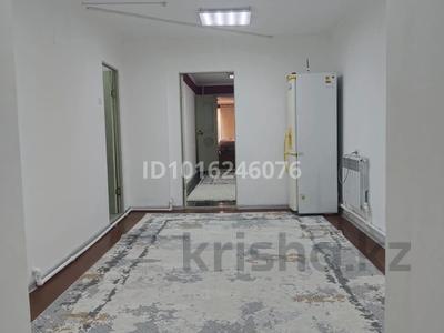 4-комнатная квартира · 85 м² · 1/5 этаж, 3 15 за 200 000 ₸ в Атырау, мкр Привокзальный-3