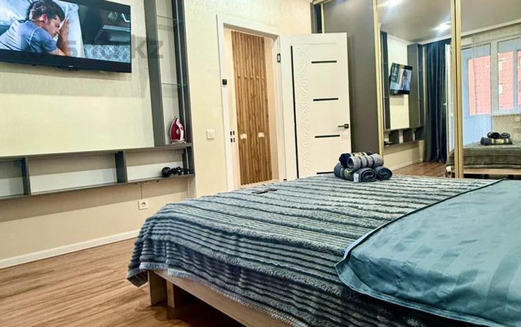 1-комнатная квартира · 41 м² · 6/15 этаж, Туран 55/11 за 220 000 ₸ в Астане, Нура р-н — фото 2