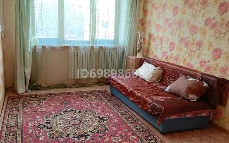 2-комнатная квартира · 50 м² · 2 этаж · помесячно, Абая 13