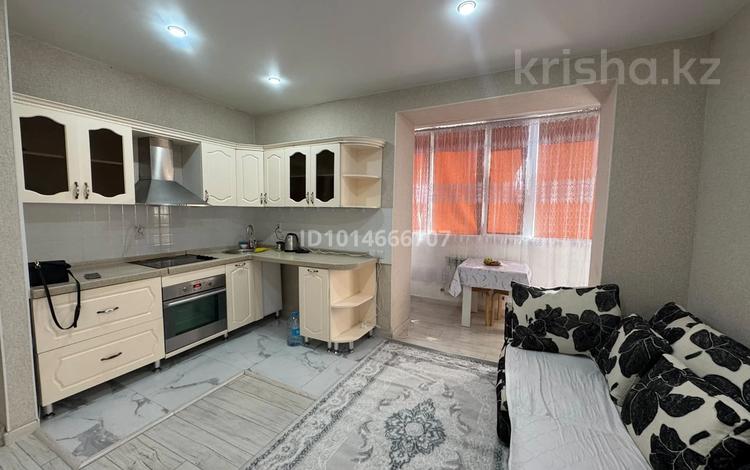 2-комнатная квартира · 50 м² · 5/8 этаж, Болекбаева 12 за 240 000 ₸ в Астане, Сарайшык р-н — фото 2