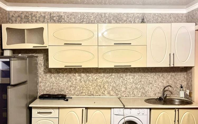 1-бөлмелі пәтер · 18 м² · 4/5 қабат, ул. Илияса Жансугурова 4/3, бағасы: 8 млн ₸ в Астане, Алматы р-н — фото 2
