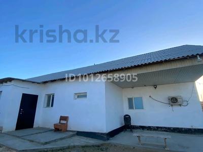 Жеке үй · 5 бөлме · 250 м² · 12 сот., Сагыныш 12/1, бағасы: 16 млн ₸ в Кызылтобе