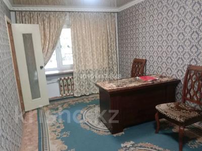 3-комнатная квартира · 62 м² · 1/5 этаж, Полетаева за 200 000 ₸ в Караганде, Казыбек би р-н