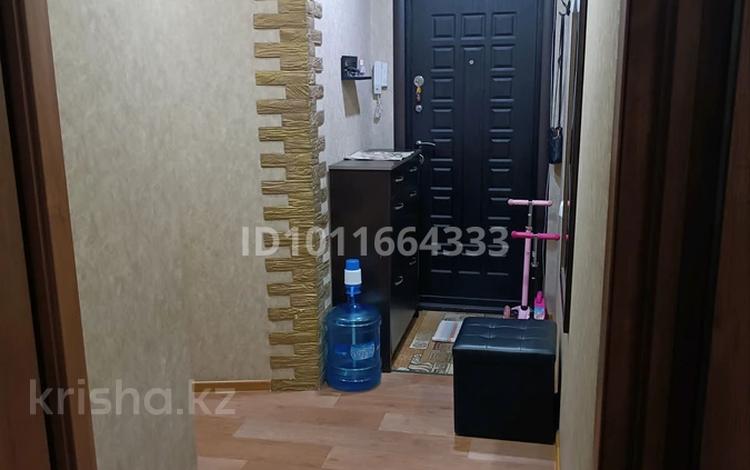 2-комнатная квартира · 43 м² · 3/5 этаж, 7 микрорайон 34 за 12 млн ₸ в Темиртау — фото 2