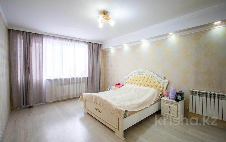 2-комнатная квартира, 63 м², 2/5 этаж, мкр Думан-2