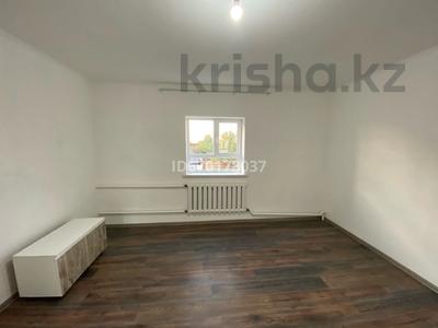 2-комнатная квартира · 35 м² · 1/2 этаж, Акбастау 16 за 40 000 〒 в Таразе