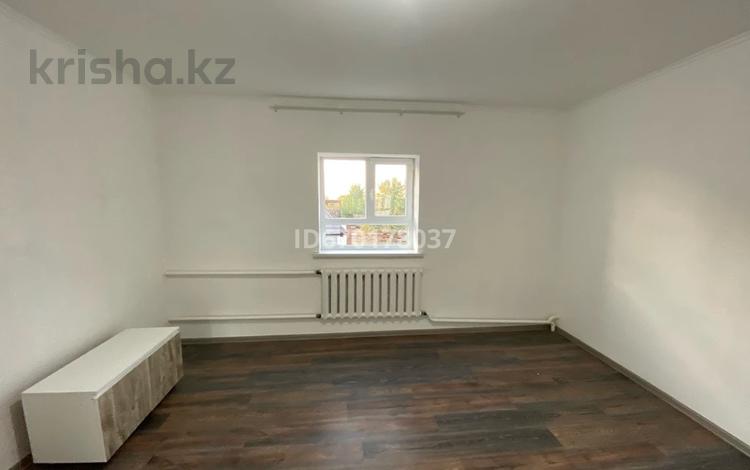 2-комнатная квартира · 35 м² · 1/2 этаж, Акбастау 16 за 40 000 〒 в Таразе — фото 3