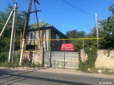 Отдельный дом · 3 комнаты · 159.7 м² · 10.66 сот., Суюнбая 119а за ~ 21.9 млн 〒 в 