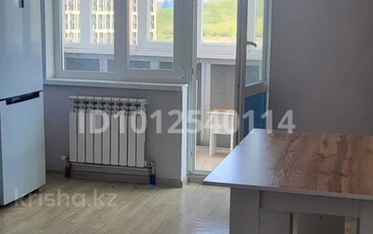 1-бөлмелі пәтер · 43 м² · 9/9 қабат, Есенберлина 68, бағасы: 150 000 ₸ в Усть-Каменогорске — фото 2