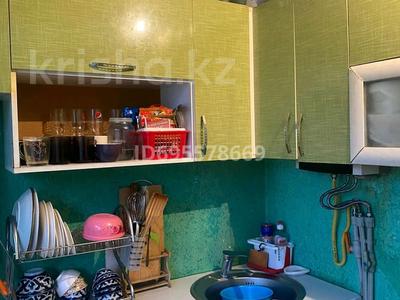 Продажа квартир в Шымкенте: 2-комнатная квартира · 44 м² · 2/5 этаж, Зердели 1а за 17 млн 〒 2-комнатная квартира · 44 м² · 2/5 этаж, Зердели 1а за 17 млн 〒 в Шымкенте, Абайский р-н