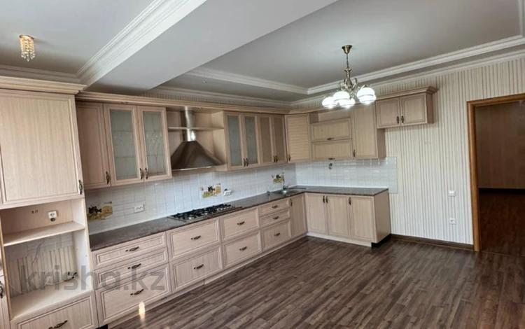 4-комнатная квартира · 150 м² · 3/5 этаж, Мангилик Ел за 55 млн ₸ в Актобе — фото 2