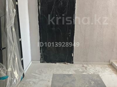 2-бөлмелі пәтер · 80.4 м² · 4/7 қабат, 17-ш/а., ​17-й микрорайон 105, бағасы: 16 млн ₸ в Актау, 17-й мкр