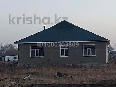 Продажа домов и дачи в Улытау обл.: Отдельный дом · 5 комнат · 220 м² · 12 сот., Игиликова за 25 млн 〒 Отдельный дом · 5 комнат · 220 м² · 12 сот., Игиликова за 25 млн 〒 в Жанаарка