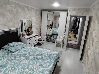 2-комнатная квартира, 49 м², 3/5 этаж, Анаркулова 4 за 18 млн 〒 в Жезказгане