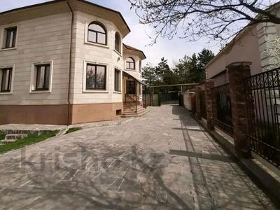 Отдельный дом · 6 комнат · 350 м², мкр Коктобе, Кыз Жибек за 1.7 млн 〒 в Алматы, Медеуский р-н