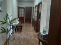 3-бөлмелі пәтер · 85 м² · 1/3 қабат, Центральный ш/а., Достык 1а, бағасы: 34 млн ₸ в Атырау, мкр Центральный