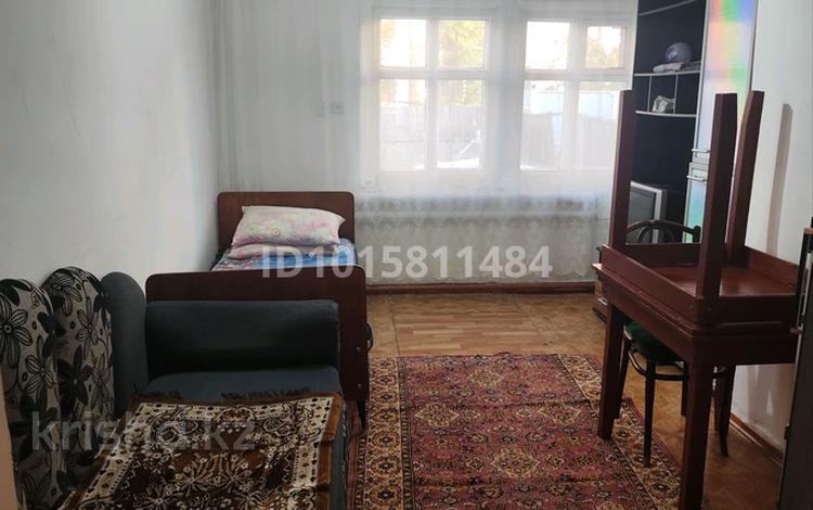 1-бөлмелі пәтер · 30 м² · 1/1 қабат, Чехова 103 — ЖД Вокзал, бағасы: 120 000 ₸ в Семее — фото 2