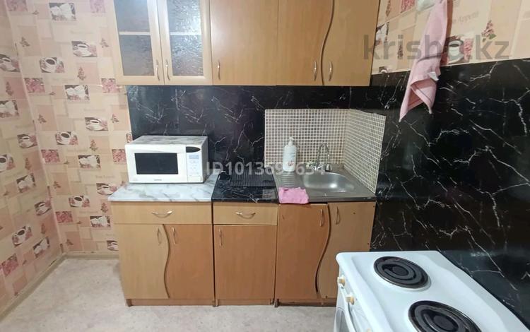 1-бөлмелі пәтер · 33 м² · 1/5 қабат, Михаэлиса 19 — 45я аптека, бағасы: 130 000 ₸ в Усть-Каменогорске — фото 2