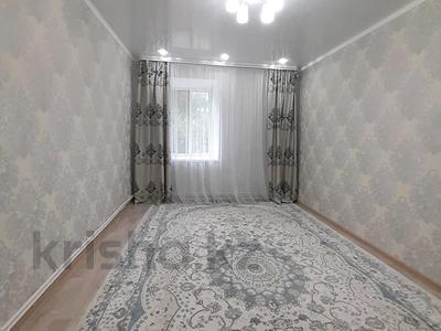 2-комнатная квартира · 54 м² · 1/2 этаж, Некрасова — Налоговый комитет - Пединститут за 14 млн 〒 в Уральске