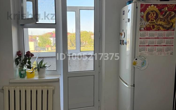 3-комнатная квартира · 67 м² · 4/5 этаж, Достық 13 — Микрорайон Достык за 13.5 млн ₸ в Кандыагаш — фото 2