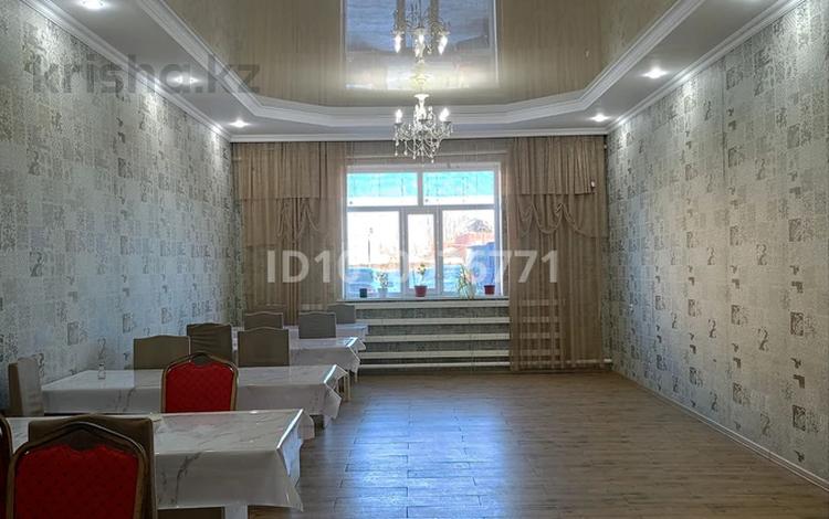 Жеке үй · 3 бөлме · 250 м², Сырым Датова 53/4, бағасы: 5 000 〒 в Уральске — фото 2