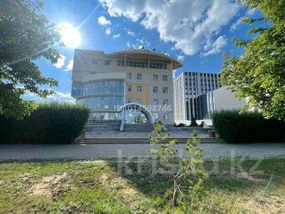 Конференц-залы, кабинеты и рабочие места · 1333 м² за ~ 11.3 млн ₸ в Астане, Нура р-н