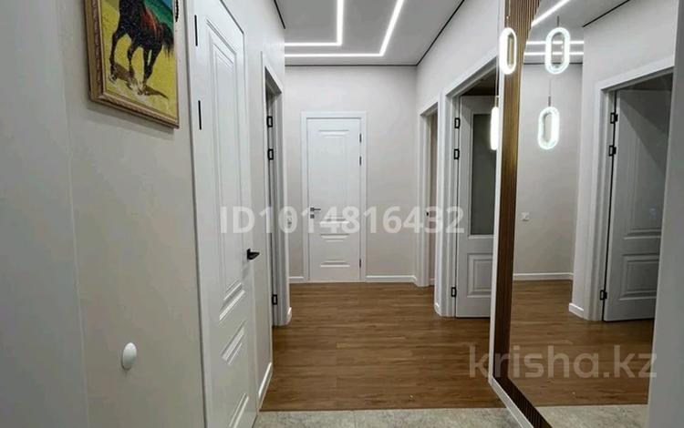 3-бөлмелі пәтер · 92 м² · 10/12 қабат, Нажимеденов 30/1, бағасы: 67 млн ₸ в Астане, Сарайшык р-н — фото 2