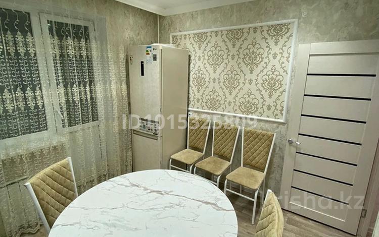 2-комнатная квартира · 60 м² · 2/6 этаж, Алашахана 25А — Цент, возлрынка Шаруа, Мерей, маг Акцент, Музей, СұлуТөбе, школы вё с за 24 млн ₸ в Жезказгане — фото 2