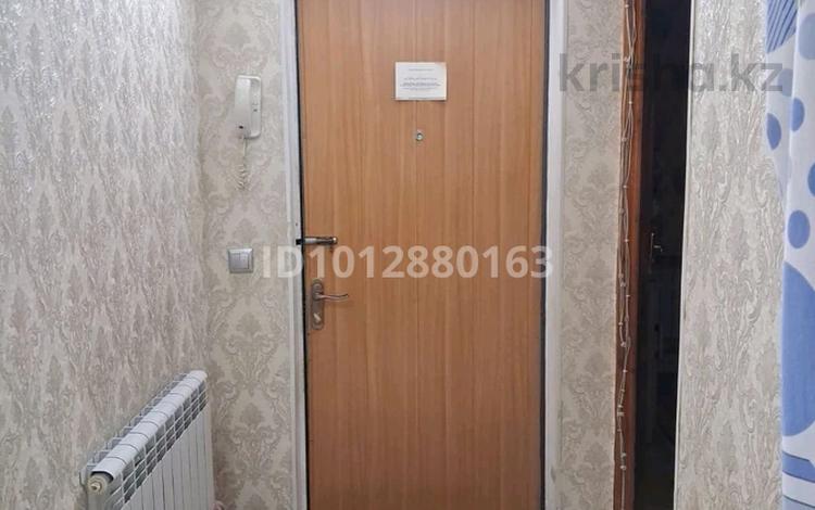 3-бөлмелі пәтер · 63.8 м² · 2/5 қабат, 18-й микрорайон, 18-й микрорайон 1, бағасы: 33 млн ₸ в Шымкенте, Аль-Фарабийский р-н — фото 2