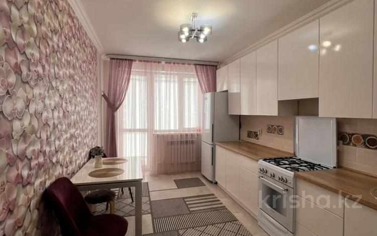 2-комнатная квартира · 81 м² · 5/10 этаж, Курмангазы за 36.5 млн ₸ в Уральске — фото 2