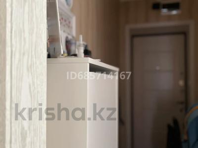 3-комнатная квартира · 51 м² · 1/5 этаж, Караменде би 19 — Центр за 16 млн 〒 в Балхаше