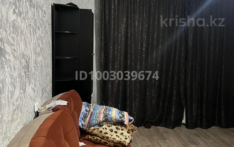 1-бөлмелі пәтер · 35 м² · 1/5 қабат, мкр Юго-Восток, Мкр Орбита 13 3, бағасы: 1.1 млн 〒 в Караганде, Казыбек би р-н — фото 2