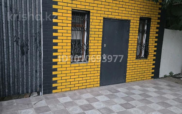 Дүкендер мен бутиктер · 20 м², бағасы: 100 000 ₸ в Атырау, мкр Сары Арка — фото 4