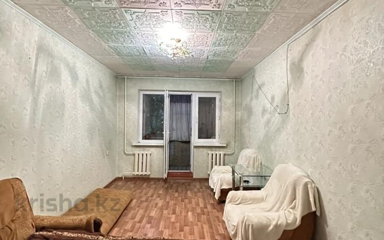 2-комнатная квартира · 45 м² · 2/5 этаж, мкр Акбулак за 11.8 млн ₸ в Таразе — фото 2