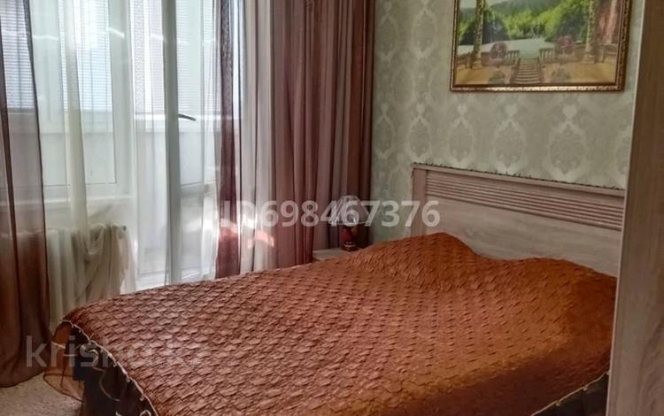 3-бөлмелі пәтер · 70 м² · 8/9 қабат, 4микрорайон, бағасы: 26 млн ₸ в Аксае — фото 2