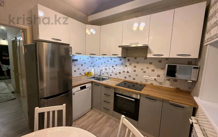 2-комнатная квартира · 60 м² · 1/2 этаж, мкр Новый Город, Абая 70 — Политехнический Университет за 250 000 ₸ в Караганде, Казыбек би р-н — фото 14