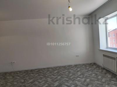 1-бөлмелі пәтер · 28 м², мкр Уркер, Укили Ыбырай — 69 школа, бағасы: 10.5 млн 〒 в Астане, Нура р-н