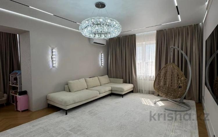 4-бөлмелі пәтер · 160 м² · 8/8 қабат, Алтын орда ш/а., Санкибай Батыра, бағасы: 85 млн ₸ в Актобе, мкр. Алтын орда — фото 21