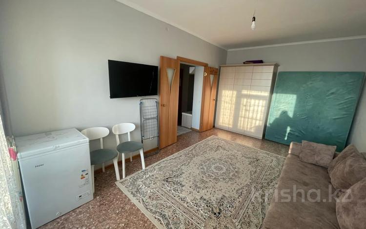 1-бөлмелі пәтер · 41 м² · 3/10 қабат, Микрорайон Карагайлы 34, бағасы: 18.5 млн ₸ в Семее — фото 5