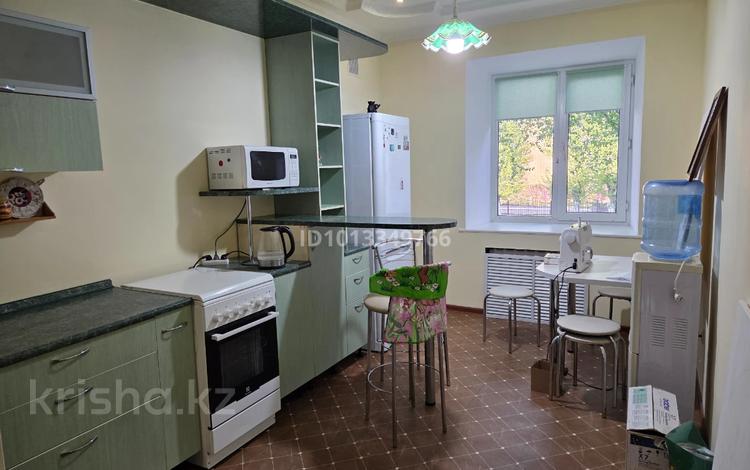 3-комнатная квартира · 93.3 м² · 2/2 этаж, Бейбитшилик 48 за 33 млн ₸ в Астане, Сарыарка р-н — фото 5