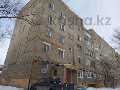 3-бөлмелі пәтер, 60 м², 5/5 қабат, Морозова, бағасы: 15.5 млн 〒 в Щучинске