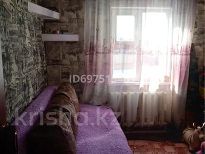 Продажа домов и дачи в Северо-Казахстанской обл.: Отдельный дом · 3 комнаты · 68 м² · 5 сот., Проездмосковский 27 за 20 млн 〒 Отдельный дом · 3 комнаты · 68 м² · 5 сот., Проездмосковский 27 за 20 млн 〒 в Петропавловске