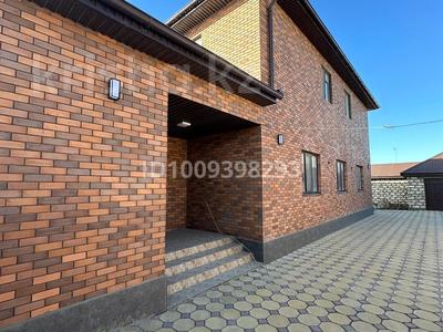Жеке үй · 8 бөлме · 320 м² · 10 жүзд., мкр Жулдыз, 15, бағасы: 80 млн ₸ в Атырау