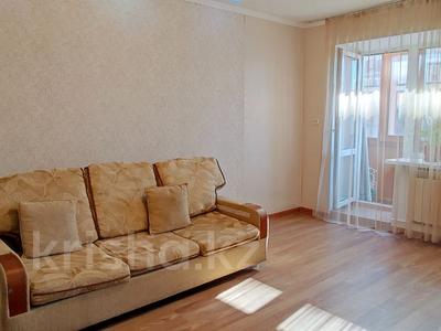 2-комнатная квартира, 42.3 м², 3/5 этаж, Гоголя 54 за 19 млн 〒 в Караганде, Казыбек би р-н