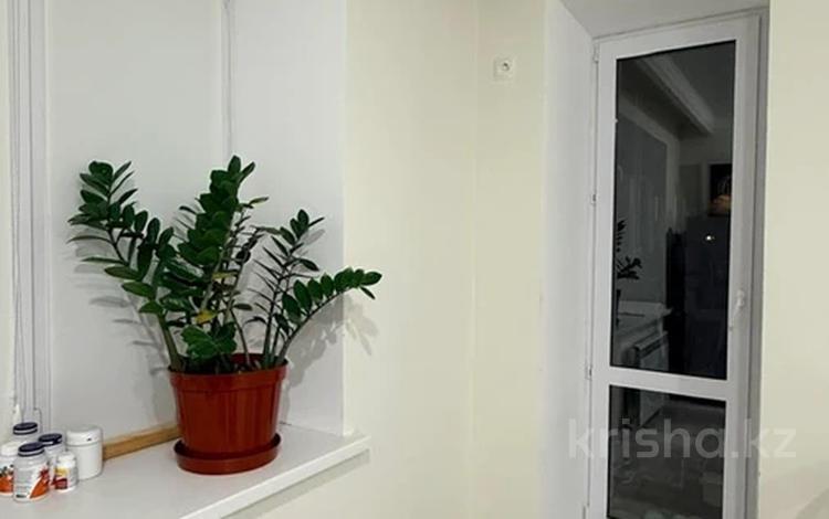 2-бөлмелі пәтер · 70 м² · 3/9 қабат, мкр. Алтын орда, бағасы: 33 млн ₸ в Актобе — фото 2