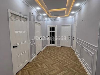 Дом · 4 комнаты · 120 м², Самал за 60 000 〒 в Актау, мкр Приморский
