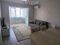 3-бөлмелі пәтер · 80 м² · 3/12 қабат, мкр Самал-3 12 — ТРЦ Ритц Палас, бағасы: 500 000 ₸ в Алматы, Медеуский р-н — фото 2