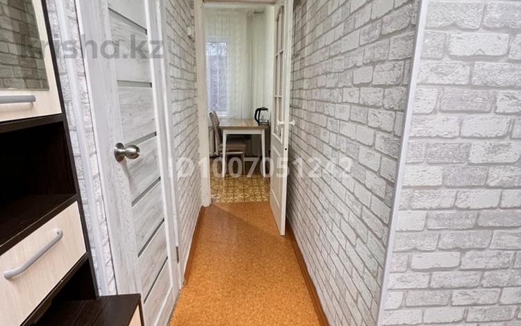 2-комнатная квартира · 43.6 м² · 3/5 этаж, Бухар Жырау 3 — (бывш. Короленко), угол ул.Торайгырова за 17.9 млн 〒 в Павлодаре — фото 6