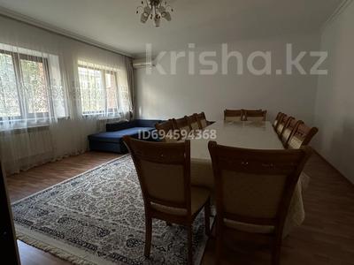 Дом · 6 комнат · 220 м², Келешек за 60 000 〒 в Актобе, жилой массив Заречный-2